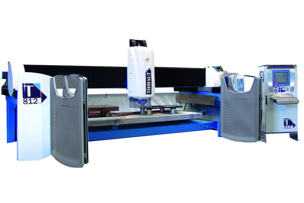 Centre d'usinage T812 V4 3 axes