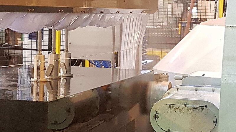 polissage de surfaces planes, avec la tête à satellite