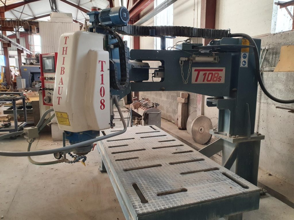 Máquina Manual multifunción THIBAUT T108 S V3 de segunda mano de 2002 de excelente estado