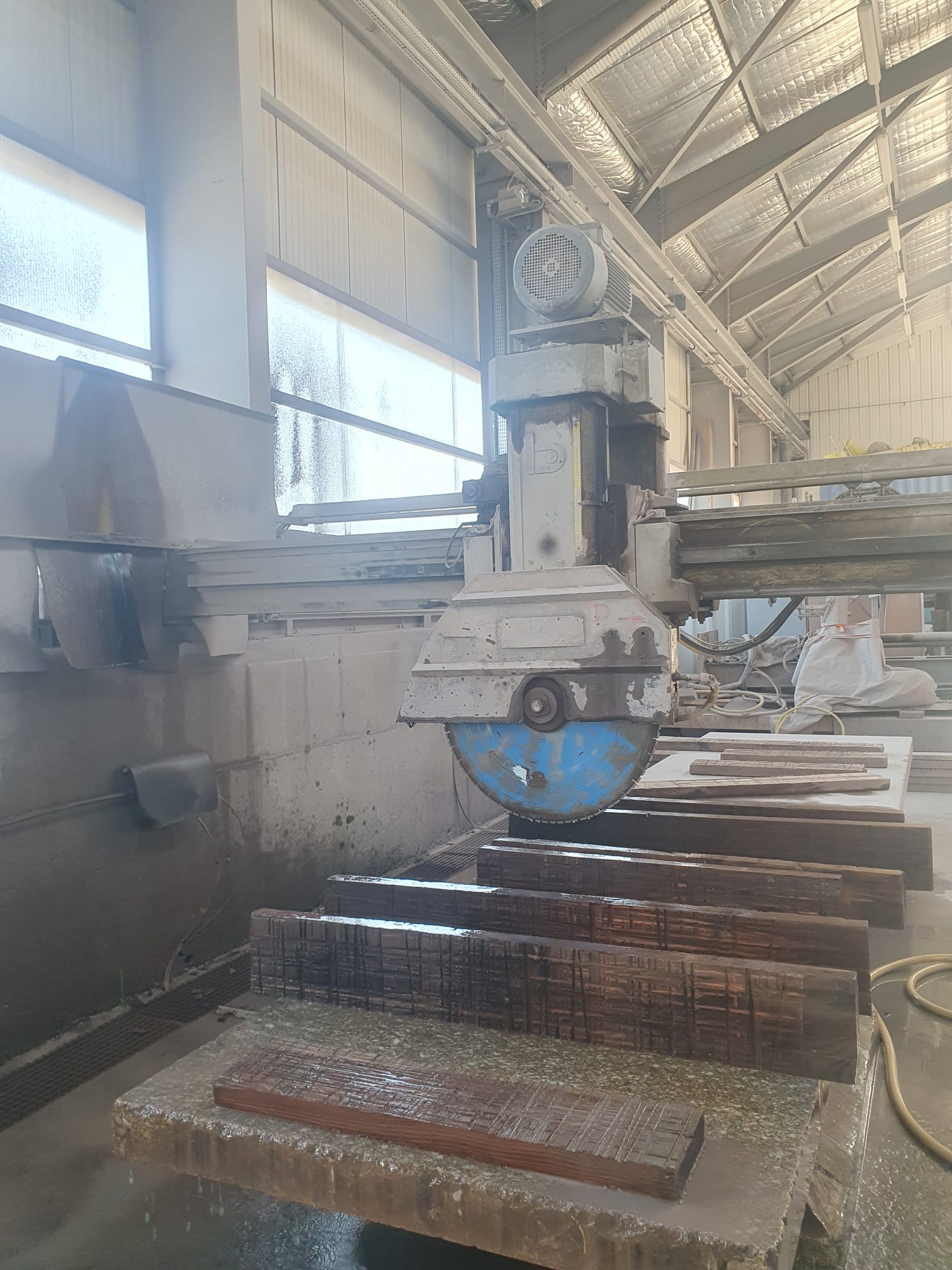 Machine Thibaut Débiteuse Bernat Saulière d’occasion