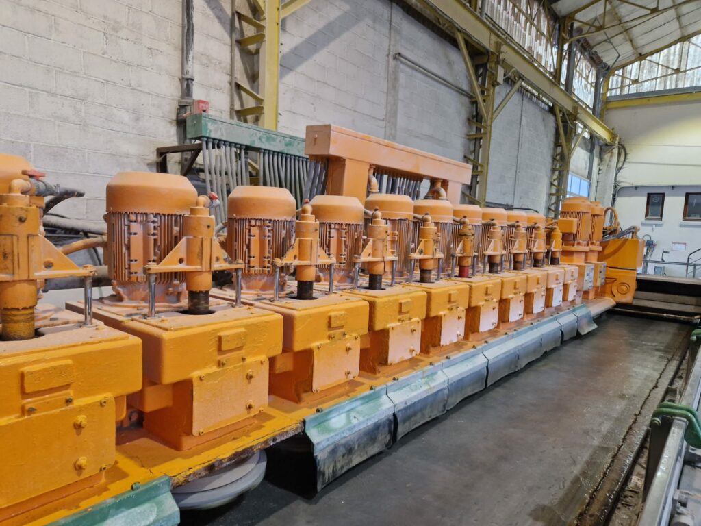 Ligne de polissage d’occasion Breton KFT200/210